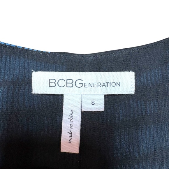 BCBGENERATION Silky Rayon Full Lined Romper Drawstring Waist Patch Pockets Sz S - Picture 4 of 7